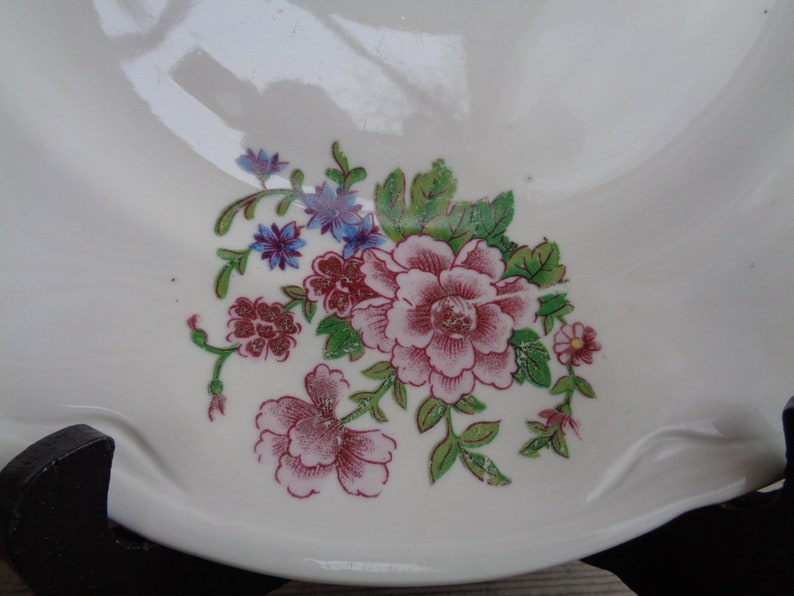 Soviet Vintage Serving Plate; Riga Porcelain Factory Dish 11 28cm Large Plate; White Dish with Floral Pattern; Retro Plate made in Riga