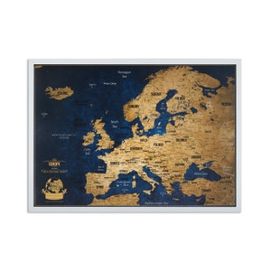 "Personalisierte Landkarte von Europa ""Indigo-Altgold"" - Push Pin Map - Geschenk für Freunde - Karte mit 50 farbigen Pins - Mit Bilderrahmen erhältlich."