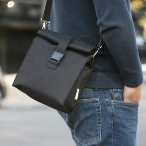 Insulated lunch bag / Reusable lunch box / Insulated cooler bag / bento bag / cute lunch bag / black lunch bag / reusable bag