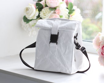 Insulated lunch bag / Tyvek lunch bag / Reusable lunch box / Insulated cooler bag / bento bag / cute lunch bag / reusable bag