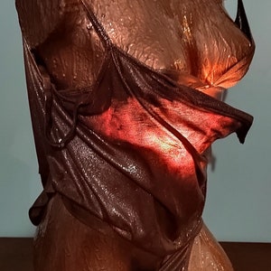 Escultura de lámpara de mesa, iluminación de acento, arte contemporáneo, arte pop, escultura de vidrio líquido, lámpara de escultura de resina epoxi