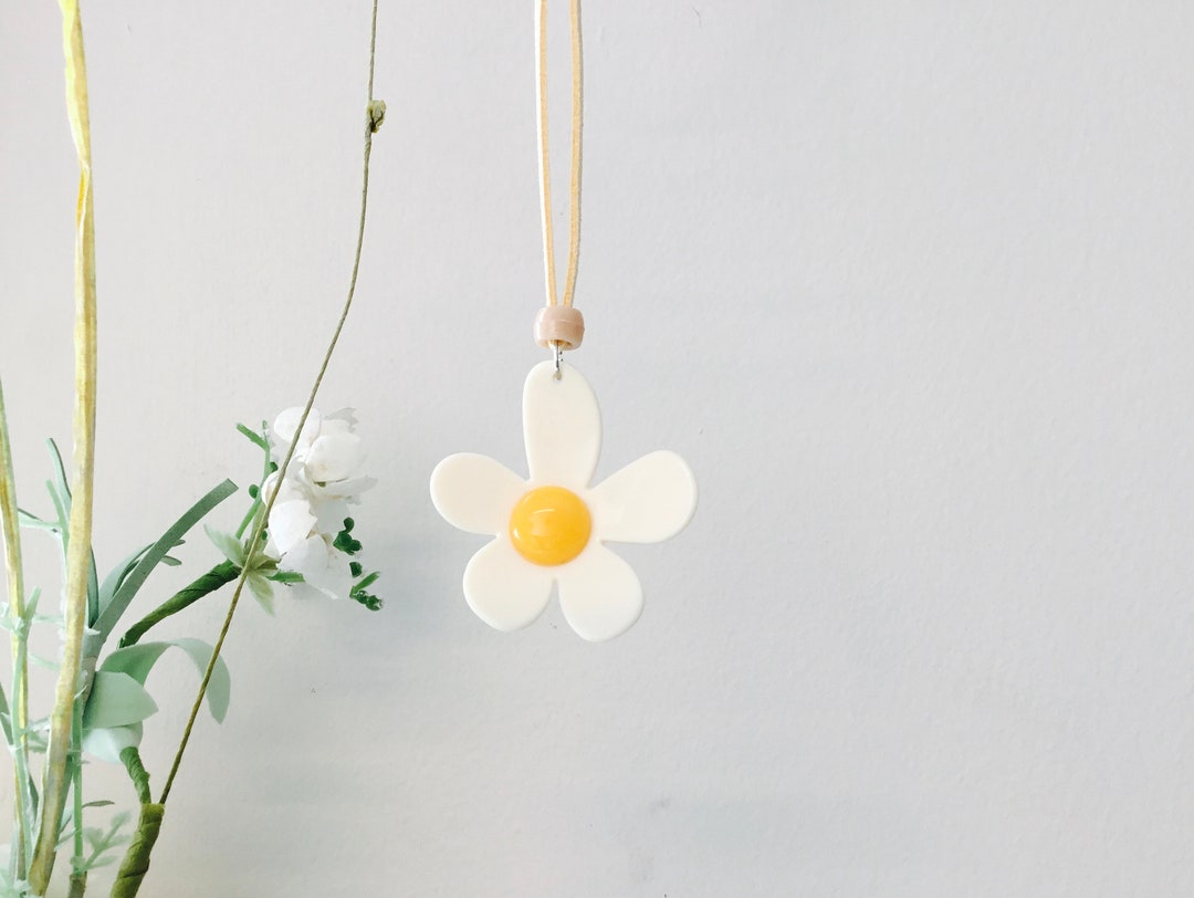 Daisy / Flower / / Rear View Mirror / Car Hanging Charm / / Etsy