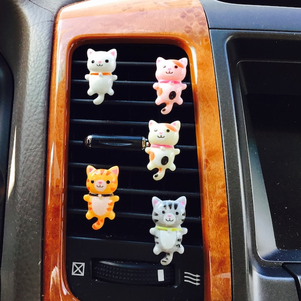 Adorable Cat / Trendy /  Car  Vent Clip Mask Hanger Hook Accessory Decoration Pretty