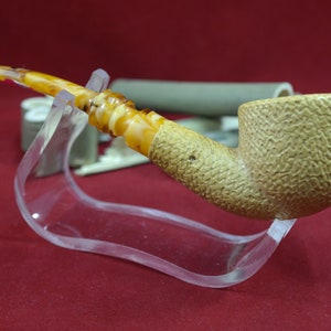 Hand-Carved Meerschaum Pipe: Turkish Craft, Collectible Design