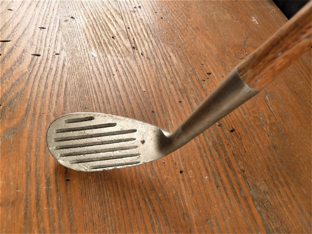 Golf Club, Wood Shafted backspin Golf Club, Taylor Mashie Niblic