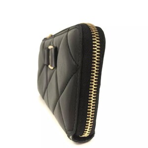 Cartera de mano negra de piel acolchada con cinta Vara de Salvatore FERRAGAMO (compatible con el teléfono)
