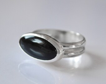 Onyx Ring, Schwarzer Onyx Ring, Onyx Stein Ring, Schwarzer Stein Ring, Ovaler Ring, Sterling Silber Ring, Schwarzer Onyx Ring Für Frauen, Schwarzer Ring Frauen