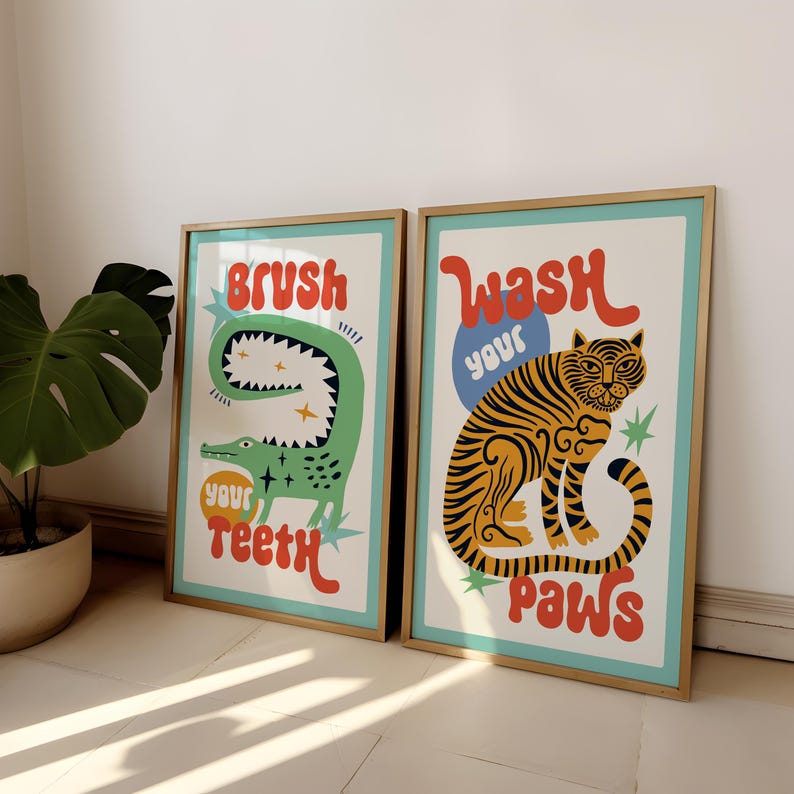 K&ouml;nnte beinhalten: Zwei farbenfrohe Poster mit Illustrationen eines Alligators und eines Tigers. Das Alligator-Poster sagt "Putze deine Z&auml;hne" und das Tiger-Poster sagt "Wasche deine Pfoten".