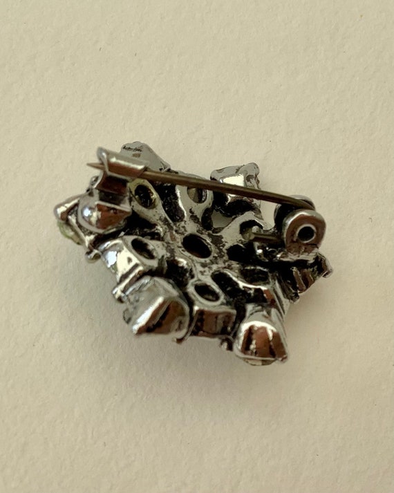 Pretty star shaped lapel pin Brooch. Aurora Borea… - image 4
