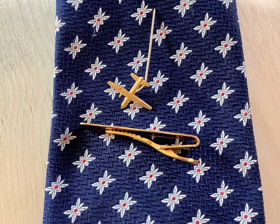 Vintage Tie Pin lot. Flying Airplane stick pin & … - image 7