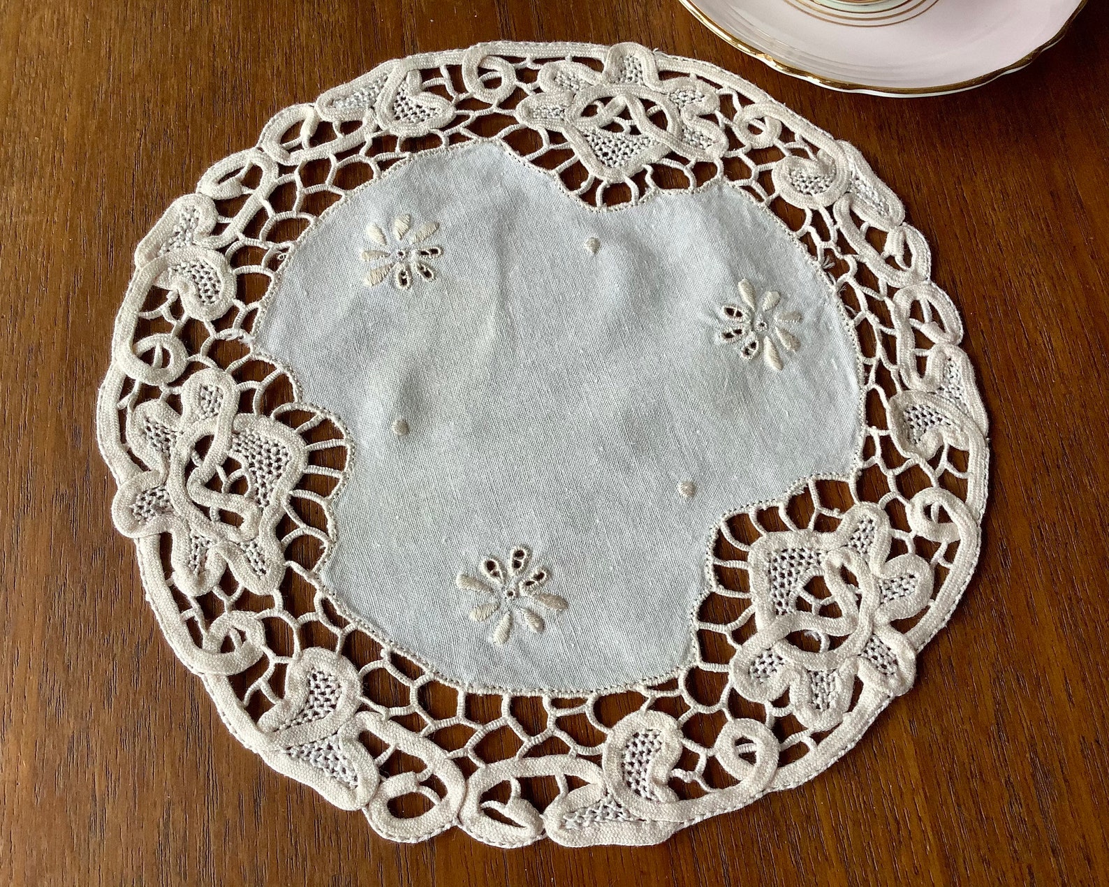 Vintage linen Dressing Table mat. Pretty crochet edged coaster Etsy