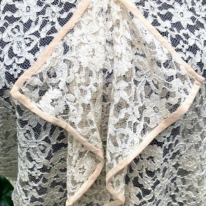 1930s lace Top with neck ruffle.M. Pretty Vintage antique lace top. Cream Lace Sleeveless Top image 10