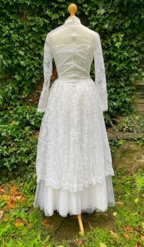 Vintage White Wedding Dress, XS. 1970s Lace Brida… - image 5
