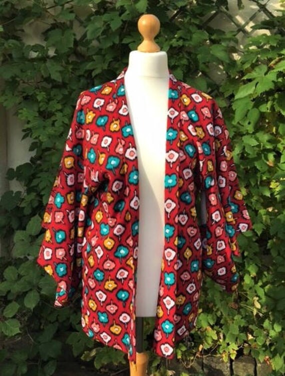 Vintage Kimono, Red Ikat Short Kimono. Cotton Kimo