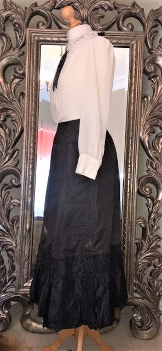 Edwardian/Victorian Walking Skirt.Black Victorian