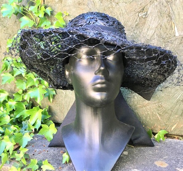Vintage Boho Wide Brimmed, Floppy Hat.black Raffia Sun Hat  display picture 1