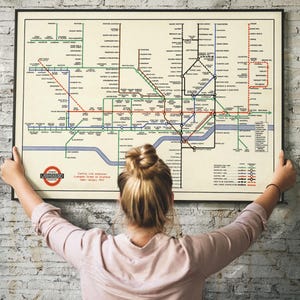 Mapa rozszerzeń linii metra centralnego w Londynie – poznaj historyczną ekspansję kultowego systemu metra w Londynie