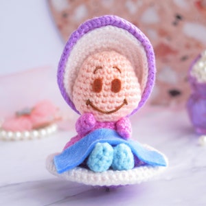 DIGITAL DOWNLOAD Crochet Amigurumi Pattern: Curious Oyster from Alice in Wonderland