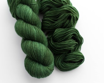 Fingervikt Superwash Merino Nylon Sockgarn Tonal Handfärgat Stickgarn Sammet Furu