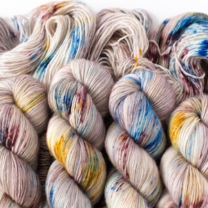 Fingering Single Ply Superwash Merino Sock Yarn Hand Dyed Yarn Vintage Petals