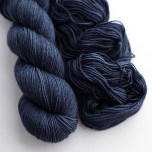Fingering Superwash Merino Nylon Sock Yarn Tonal Hand Dyed Yarn North Sea