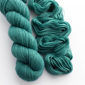 Fingering Superwash Merino Nylon Sock Yarn Tonal Hand Dyed Yarn Irish Moss