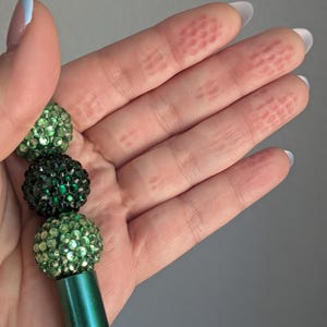 Discreet fidget pain seeking fidget tactile sensory decompression tool spikey fidget