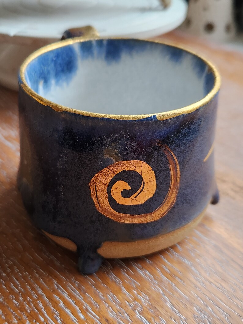 Handmade mug with gold sun detail, 22ct gold, stoneware with blue glaze image 2