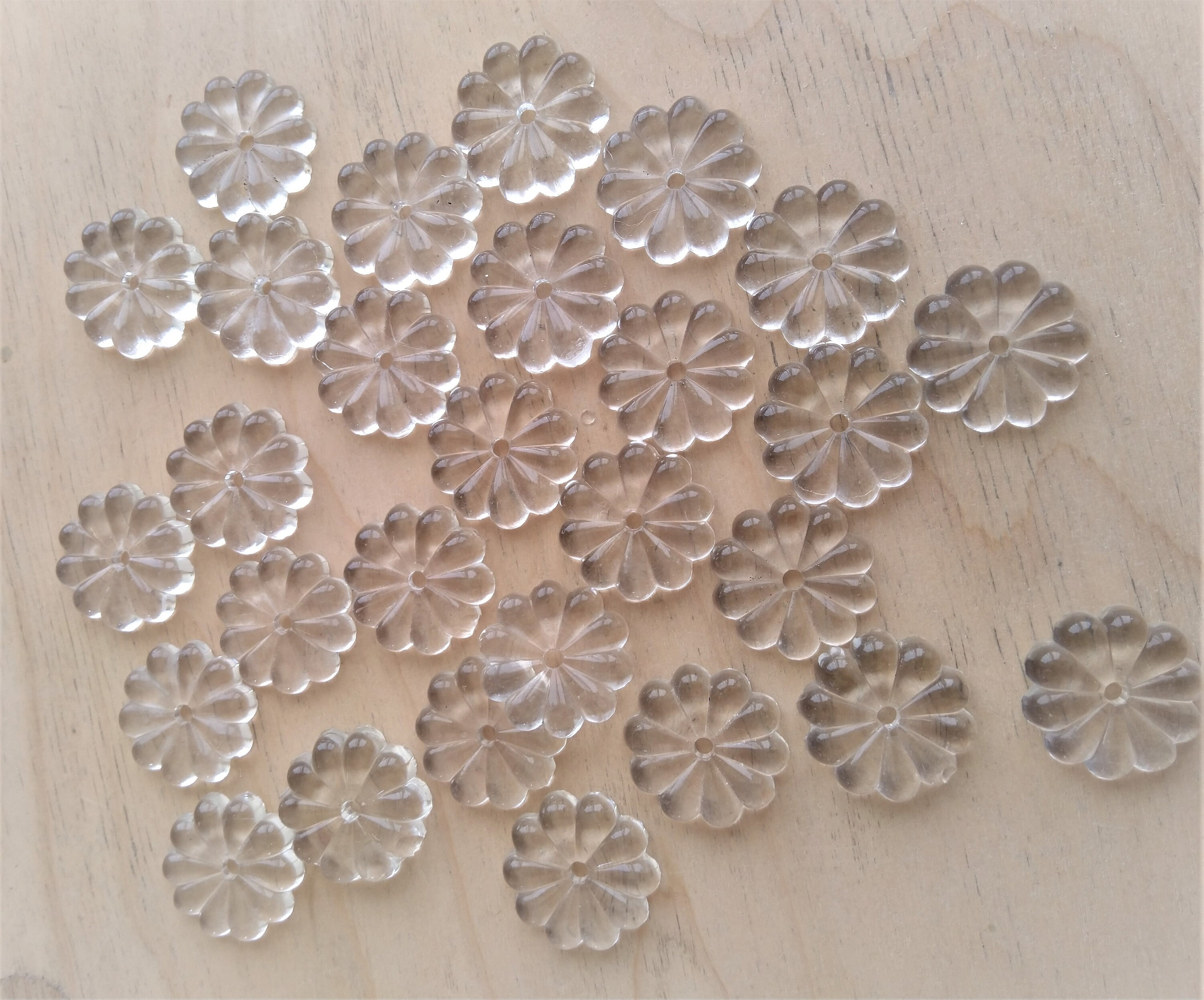 Set of 28 Vintage Antique crystal glass Chandelier rosettes - beads of2,4 cm