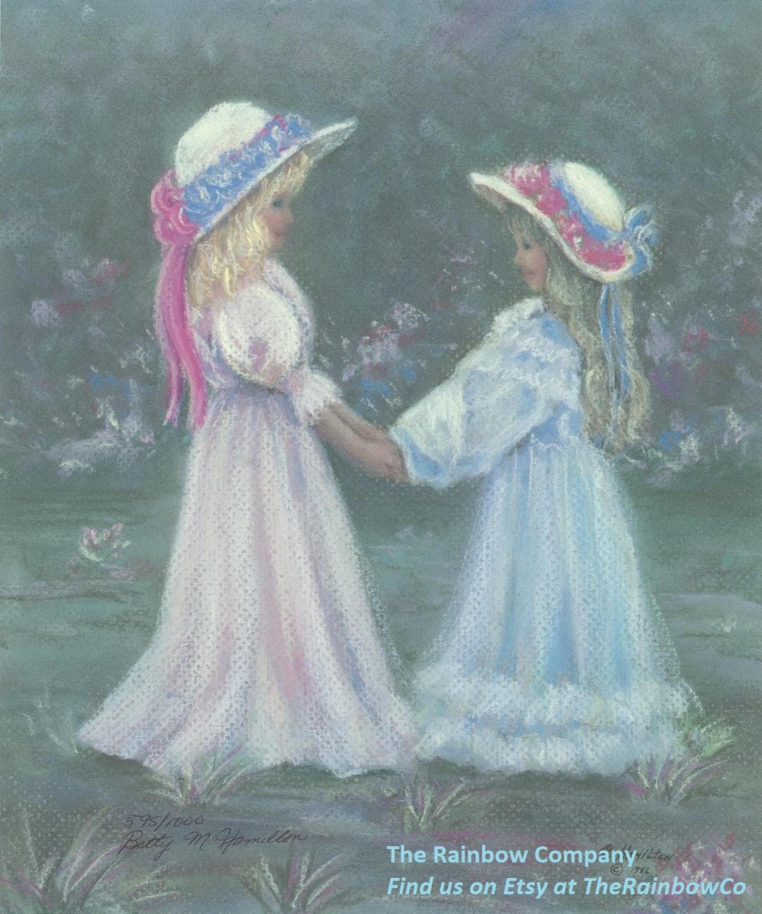 Lámina artística Best of Friends, chicas, sombreros, disfraces, ropa vintage, jugando, cintas, estilo victoriano, Betty Morris Hamilton