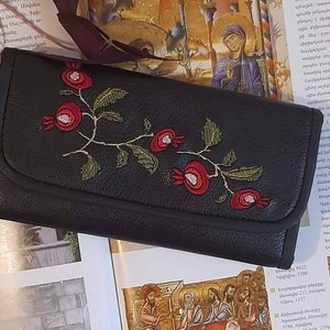 Carteras bordadas de granada armenia de imitación de cuero hechas a mano / Monedero de dinero de diseño Perséfone para mujer / Regalos para mamá, regalo para ella