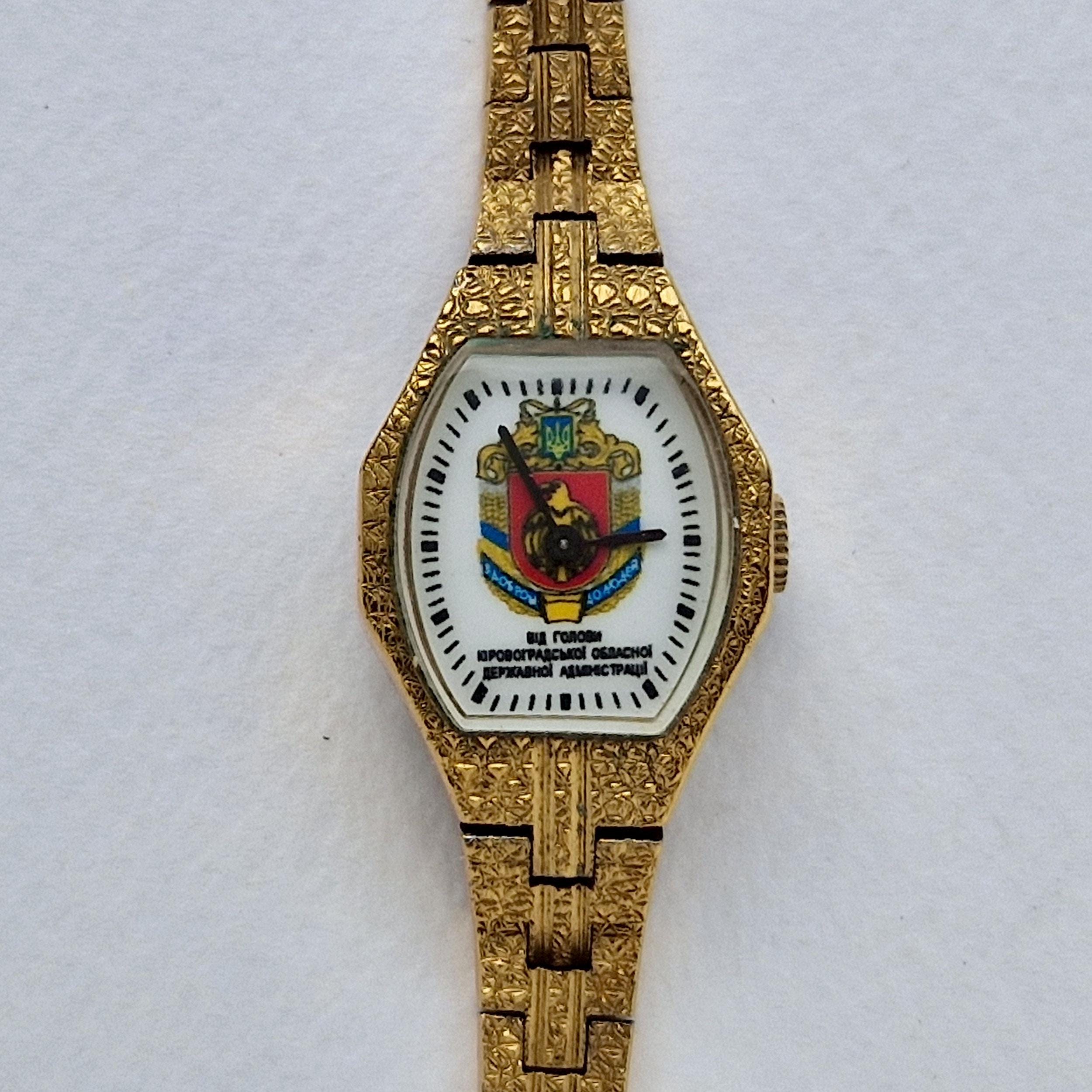 Montre Mécanique Vintage Luch Pour Femme - Fabriquée En URSS - Occasion Rétro