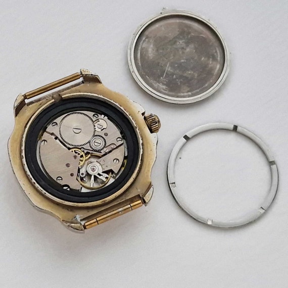 Vintage Soviet mechanical watch Vostok Komandirsk… - image 9