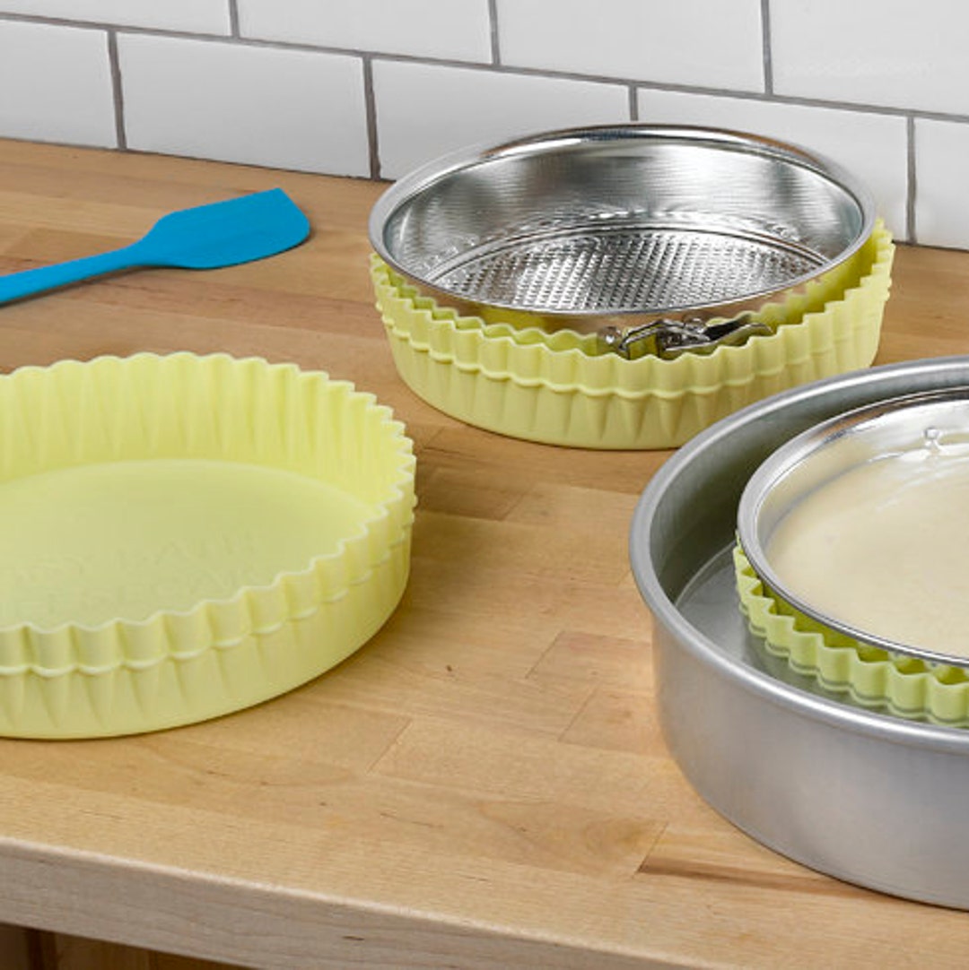 Easy Bath Cheesecake Wrap a Silicone Springform Pan Protector 