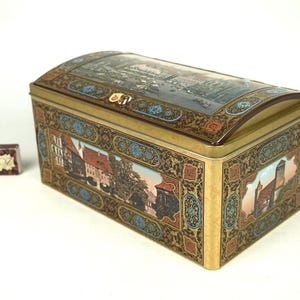 Old big tin box,Antique embossed box,Vintage metal container,German tin can ,,Lebkuchen-Schmidt,''Tin with the image of the city,Hinged Tins