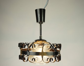 Ceiling lamp of metal , Hanging lamp mid century, old lamp from the seventies, vintage hanging beige glass ceiling lamp, black pendant lamp,