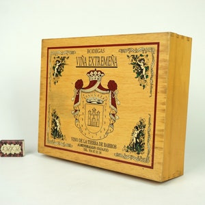 Grande boîte en bois d’Espagne, grande boîte en bois vintage, boîte à cartes de mariage, boîte photo, boîte à souvenirs vintage, boîte rétro avec couvercle pour le vin,