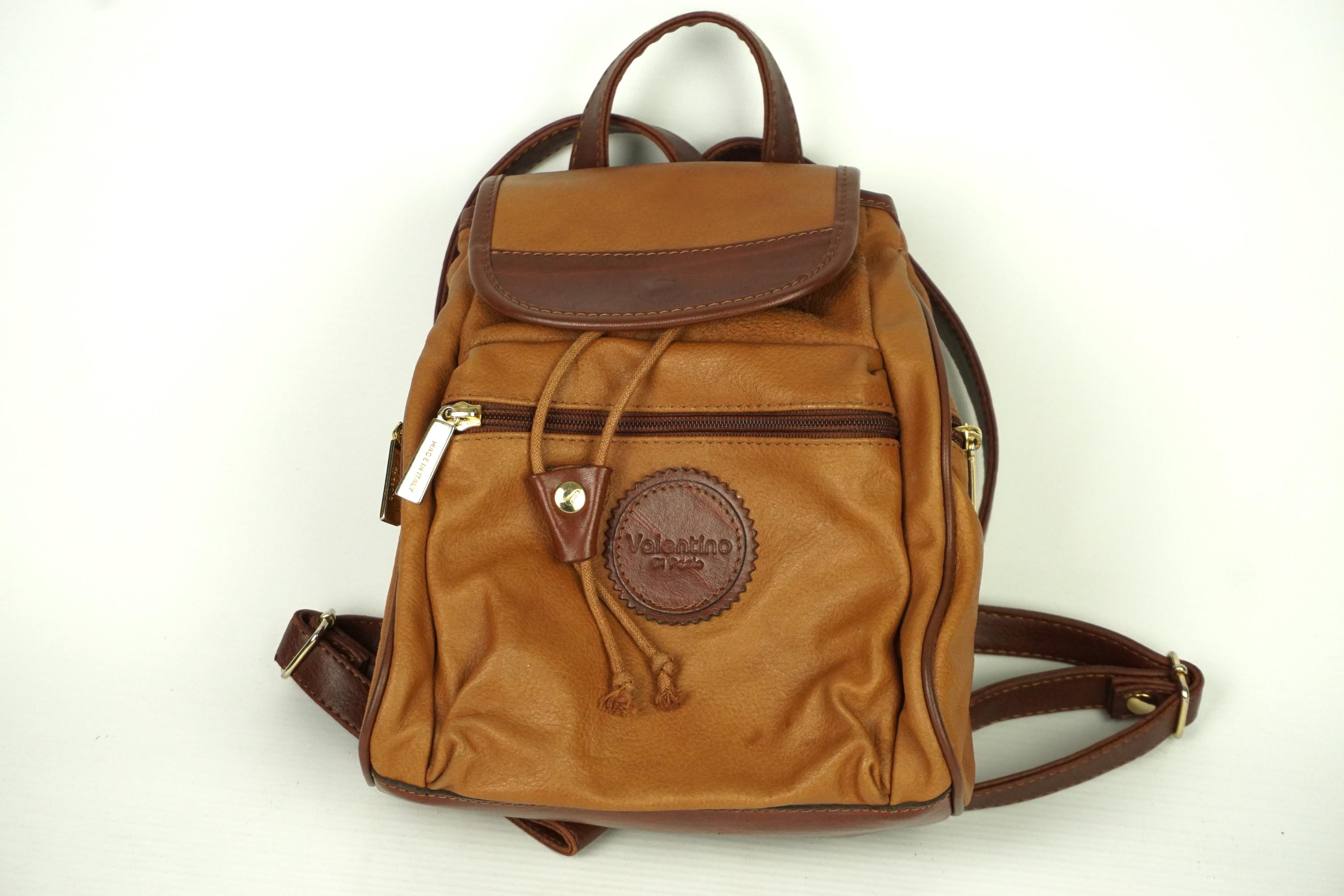Vintage Valentino Di Max Italian Leather Convertible Sling Backpack Bag Brown Vintage Backpack Valentino Di Paolo/zaino. Valentino Di  main image 2