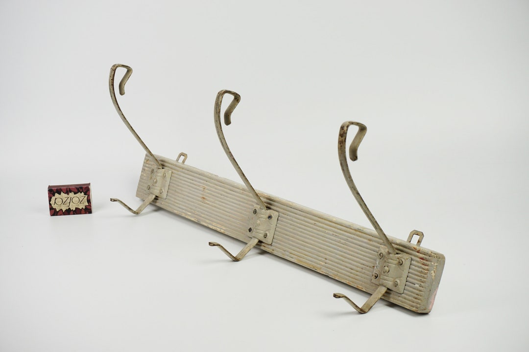 Vintage Wall Mount Coat Rack, Mid Century Mudroom Coat Rack, Rustic Coat  Rack, Old Entryway Coat Rack, Retro Wood Hat/coat Hanger,