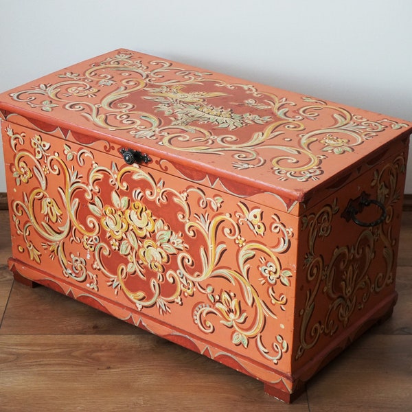 big folk trunk chest hand-painted, large red chest antique,old Dowry Chest,vintage chest wood weathered patina,rustic primitive wooden chest