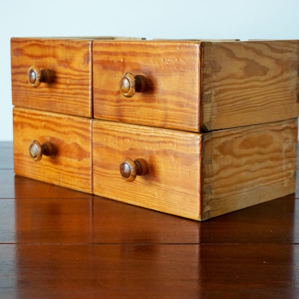 Set of 4 pieces wooden drawers, Vintage Wooden Drawers, Drawers Divided Wooden, Vintage Hardware Drawers, 4 Old Drawer from Hardware Cabinet