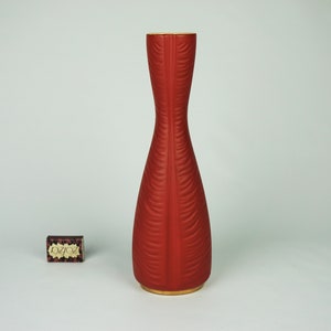 Vase in the red color, Model number 901, slim, tall vase,  West German Pottery, Vintage Glazed Vase Pottery, mid century German ceramics,
