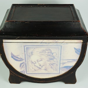 Trunk with storage, Wood vintage chest, Vintage memory Chest, Roman style case, vintage big container with storage,