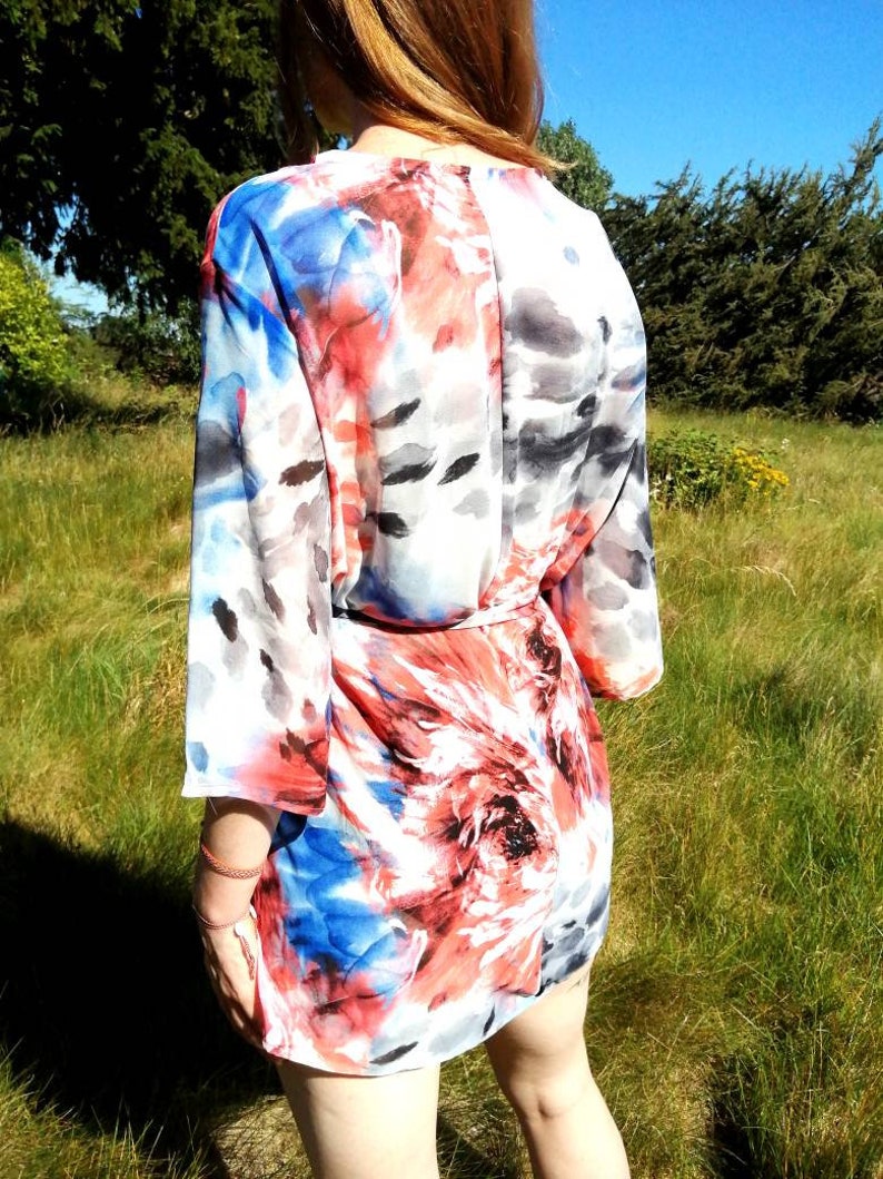 Floral Printed Abstract Kimono, Floral Beach Cover Up, Red and Blue Kimono, Handmade Kimono, Handmade Robe, Summer Kimono, Tie Up Robe image 4