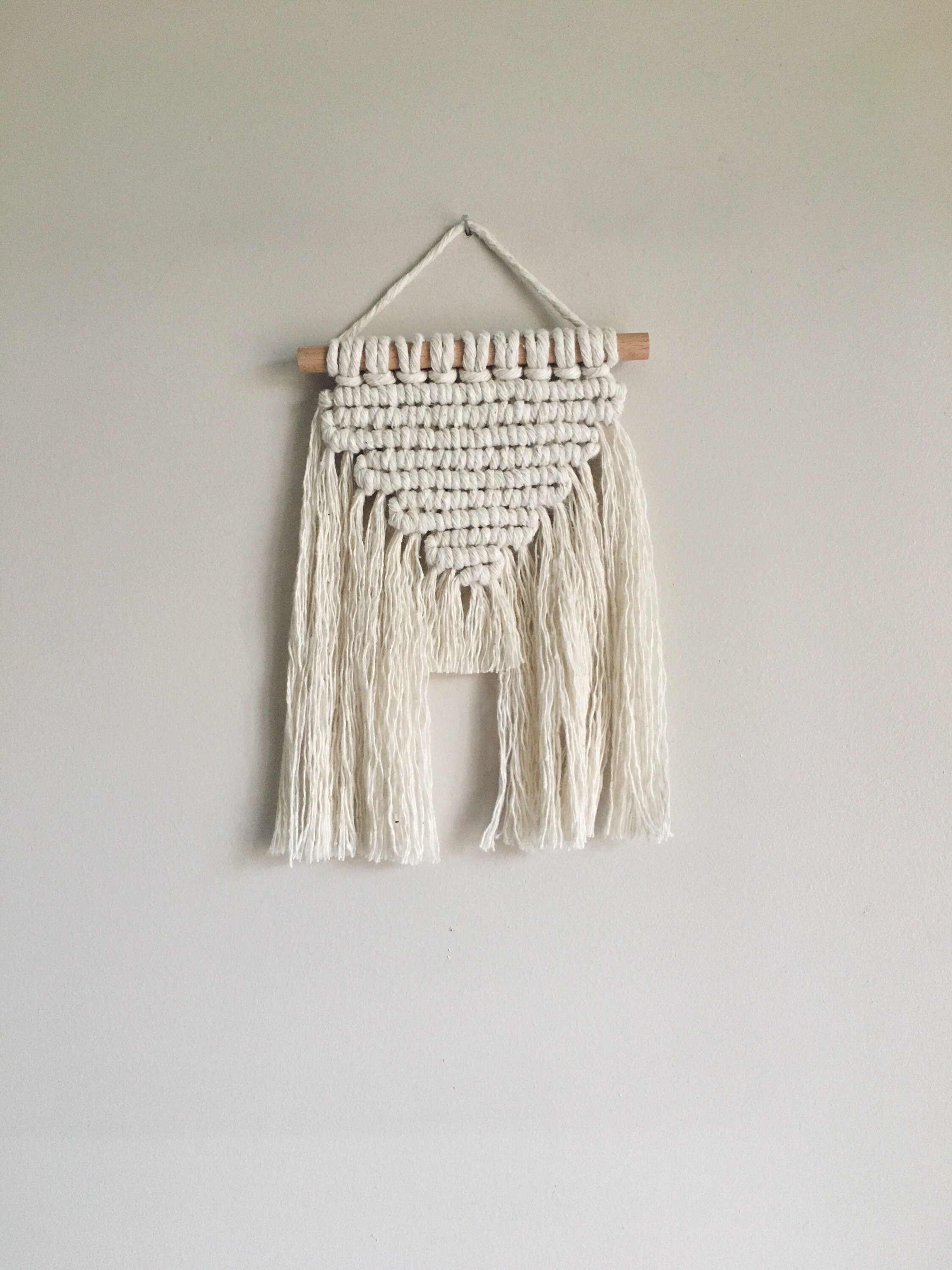Mini Macrame Wall Hanging - Cône || Texture, Handmade, Boho, Natural, Home Decor, Gifts For Her/Him,