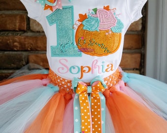 Pumpkin Birthday Outfit,Pumpkin Thanksgiving Outfit,Pumpkin with Flowers Birthday Shirt,Autumn Birthday Shirt,Pumpkin Patch Shirt,Fall Shirt