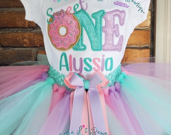 Sweet One Outfit, Donut Birthday Tutu Set, Candyland Birthday Outfit, Sweet Celebration Shirt, Sweet One Donut Birthday Shirt,Doughnut Shirt