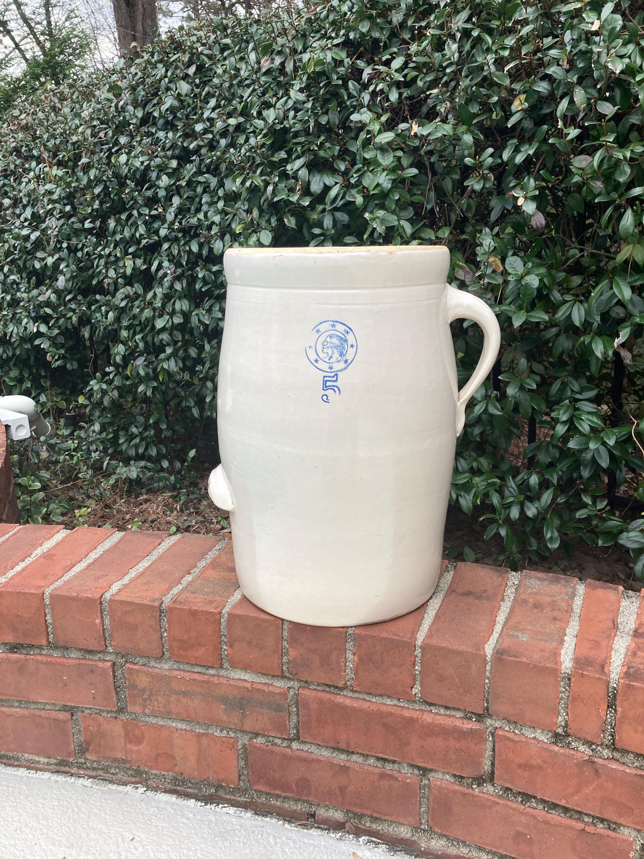 Crock Cherokee Blue Indian Head Louisville Pottery Company Five