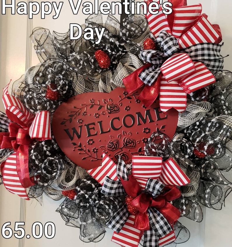 Heart Wreath, Hoilday Wreath Front Door Wreath Valentine/'s Wreath
