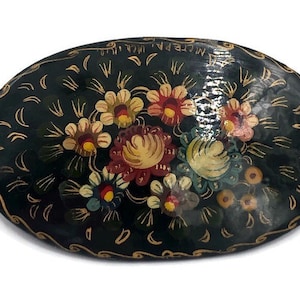 Vtg madera broche Pin pintado a mano esmalte ruso